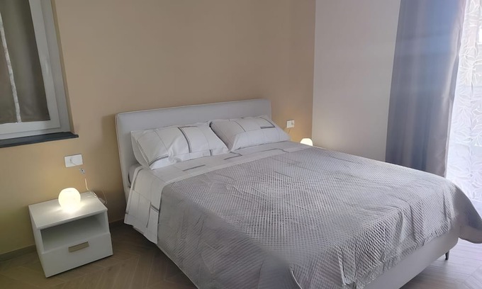 Milazzo Apartment | Apartment 'Grace Home 1' with Sea View, Wi-Fi and Air Conditioning