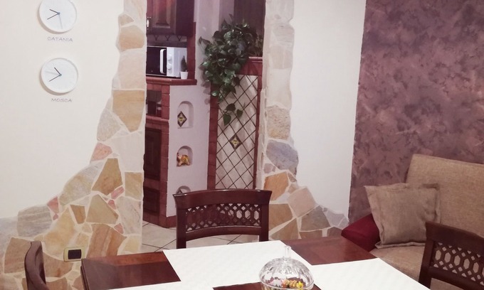 Monte Po-Nesima-San Leone-Rapisardi Apartment | Apartment "PORTA GARIBALDI" special offer in October