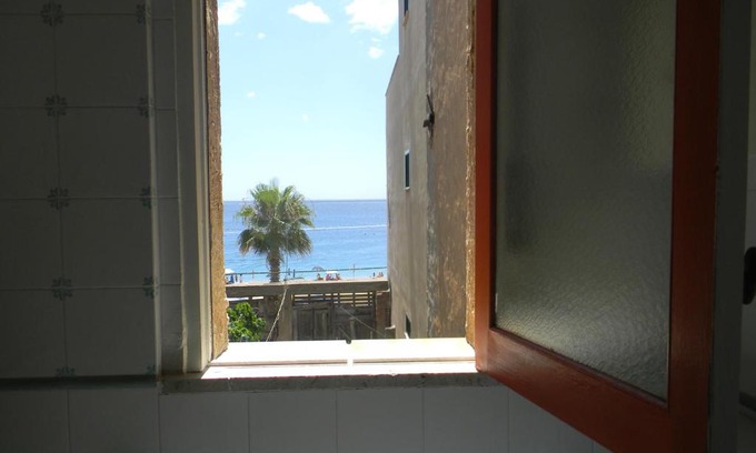 Letojanni Apartment | Appartamento Sul Lungomare