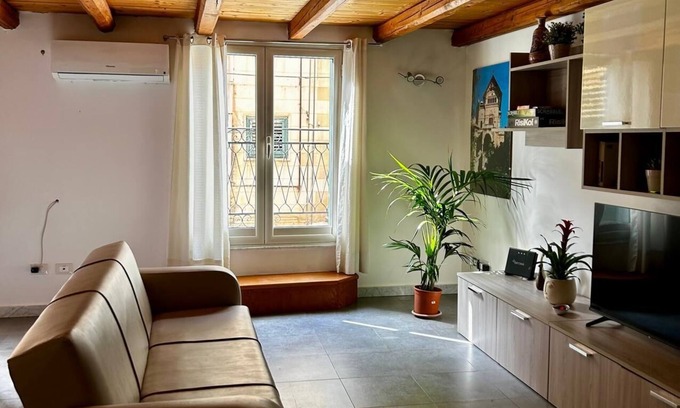 Palermo Apartment | asa Whitaker – Elegant Two-Bedroom Apartment Near the City Center