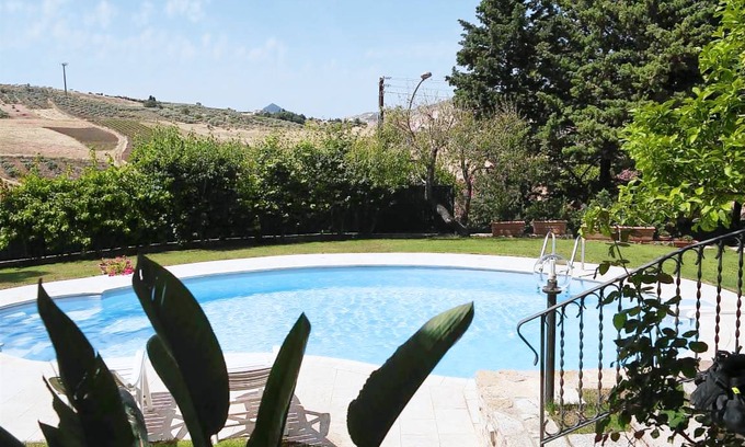 Buseto Palizzolo House | Baglio Maranzano Titi