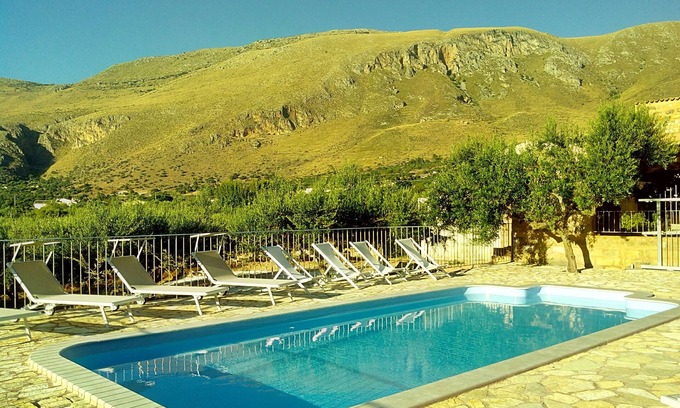 Custonaci House | Baglio Poma, Castelluzzo with swimming pool