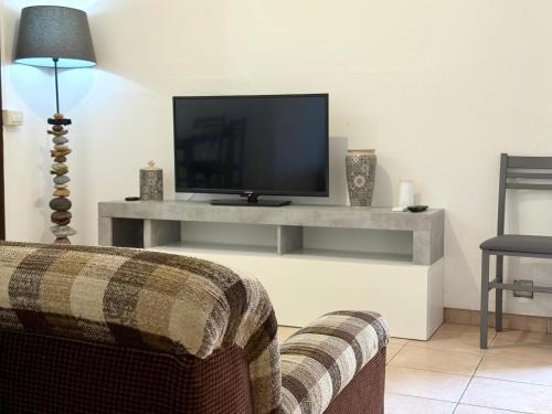 Cava dʼAliga Apartment | Casa Bellini - Cava D'Aliga