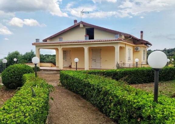 Solarino Villa | CASA VACANZA A SAMPALISA