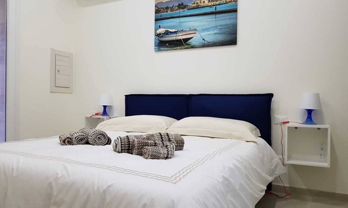 Ruggero Settimo Apartment | Chicca House