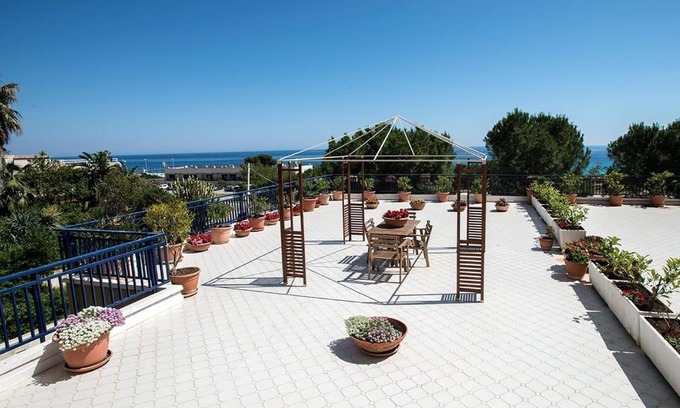 Addaura Apartment | Corallo Addaura apartment, Mondello