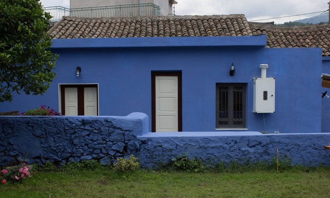Macchia House | Discount!For July 2019. Single house with large courtyard and splendid garden