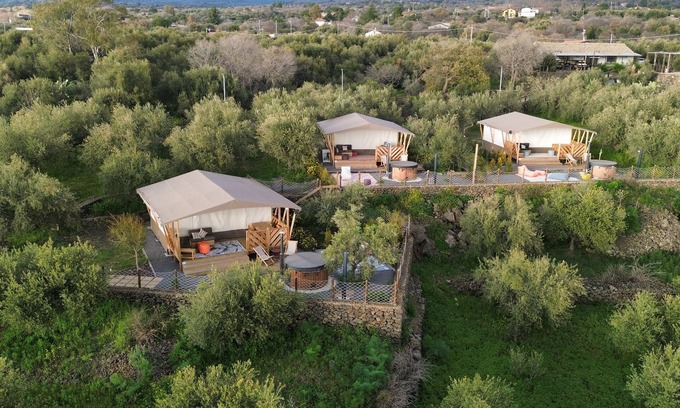Belpasso Cabin | Etna Koru Glamping Experience (Water)