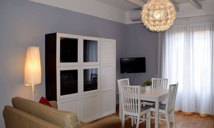 Mondello Apartment | Furnished apartment near the sea 2