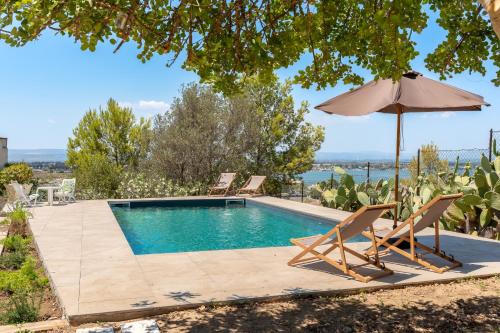 Isola Apartment | Galatea e Giardino delle Esperidi apartments with pool by Wonderful Italy