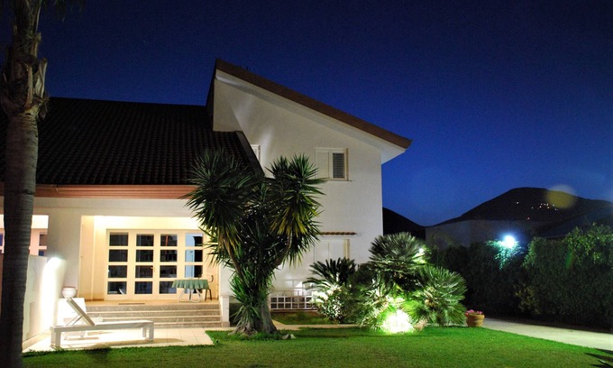 Palermo House | Geneva villa, a holiday you will never forget