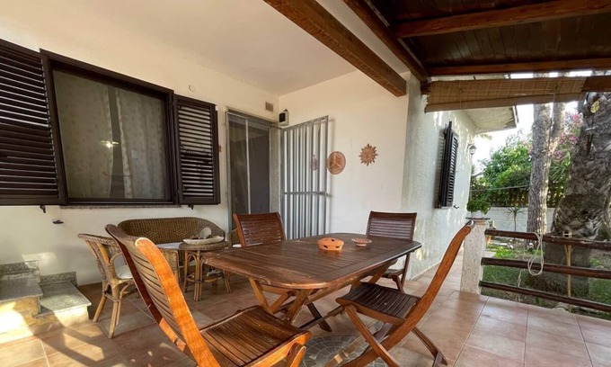 Granelli Villa | (Holiday Apartment) Villa Antonella just 50 meters from the beach!