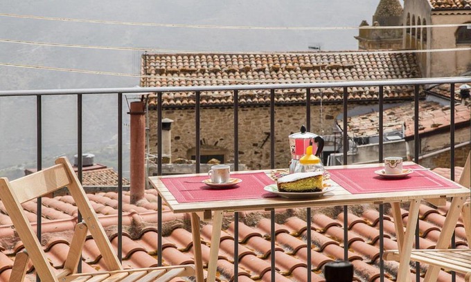 Tusa Apartment | Holiday flat Tusa - ISI06008-CYA