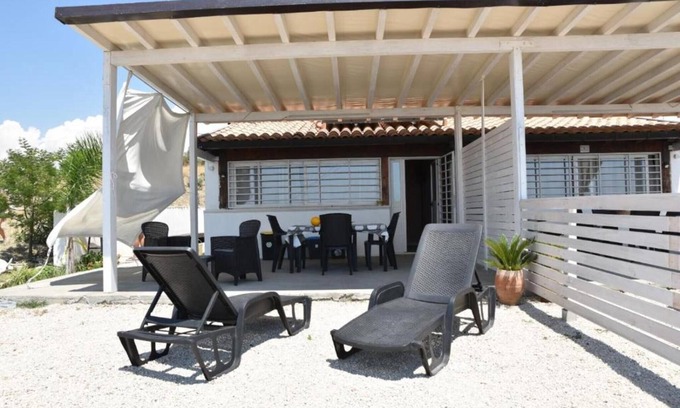 Realmonte House | Holiday Home 'Abbacari 2' with Sea View, Wi-Fi and Air Conditioning