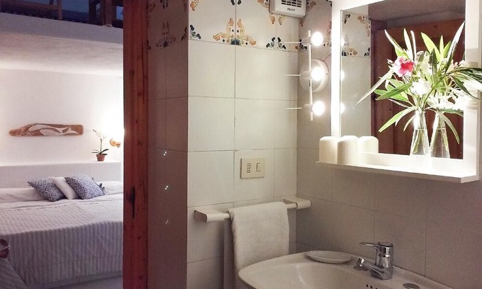 Lipari House | Holiday house Lipari (Stadt) for 1 - 5 persons with 1 bedroom - Holiday home