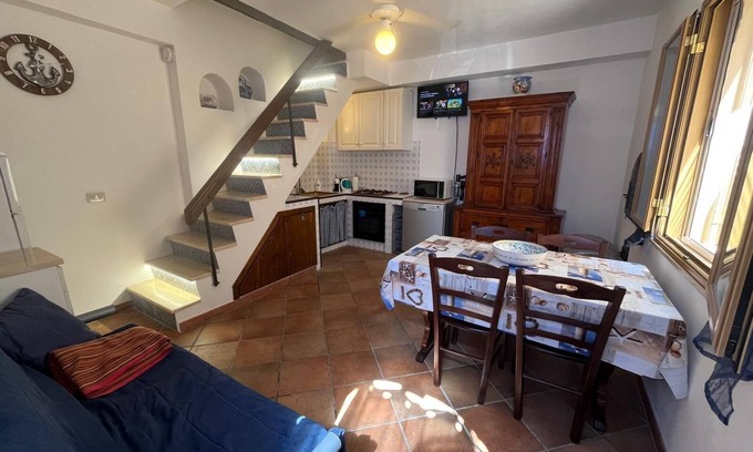Castellammare del Golfo House | Holiday house Castellammare del Golfo for 1 - 6 persons with 2 bedrooms - Twin house