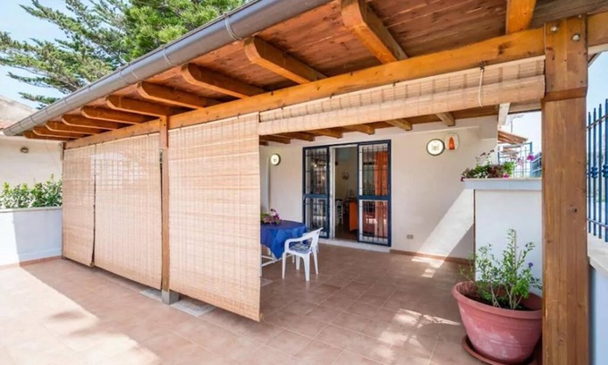 Punta Braccetto House | House near Montalbano - Punta Braccetto