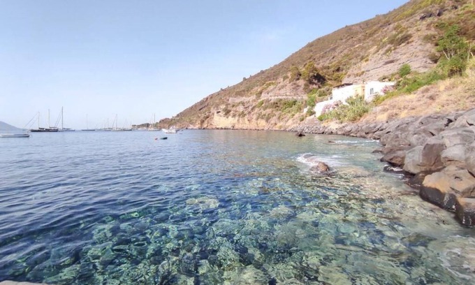 Santa Marina Salina Apartment | House on the sea in the Aeolian Islands, with terrace and solarium