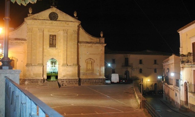Vizzini Hotel | Il Campanile B&B