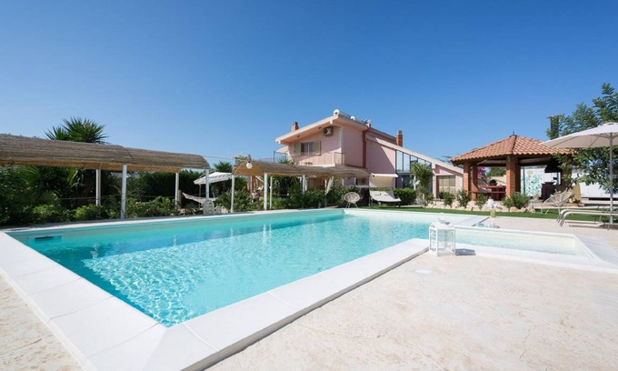 Santa Croce Camerina House | 160 m² House ∙ 4 bedrooms ∙ 9 guests