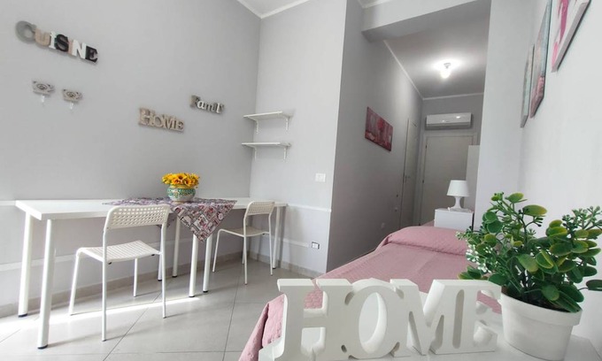 Corso dei Mille - Sant'Erasmo Apartment | 30 m² Apartment ∙ 2 guests