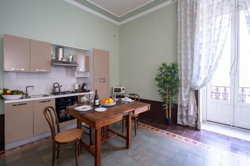Old Town Apartment | Lettera Living