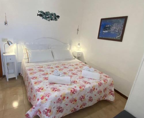 Lipari Historic Centre Apartment | Lipari Centro Storico Flat 7 mins from port