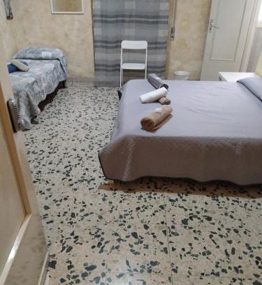 Contrada Pantano d'Arci Bed & Breakfast | low cost airport room catania bagno privato in camera 800 mt aeroporto