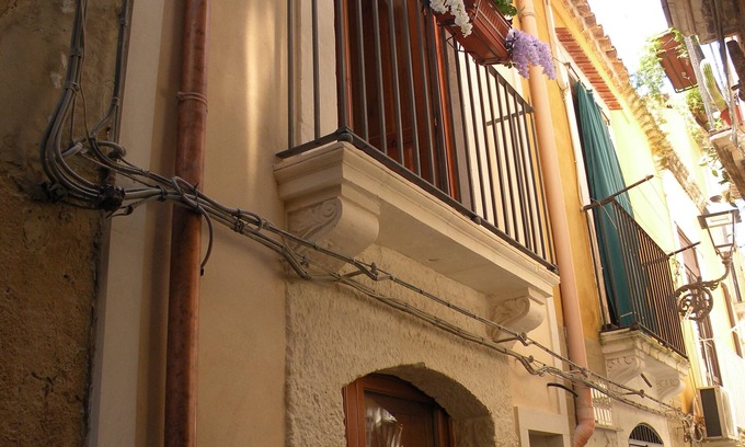 Ortigia Apartment | Megalos Apartment CIR 19089017C206149