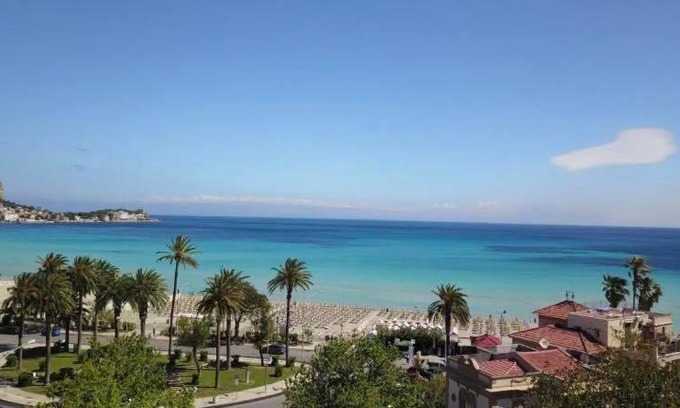 Mondello Apartment | mondello sea view beach apartment