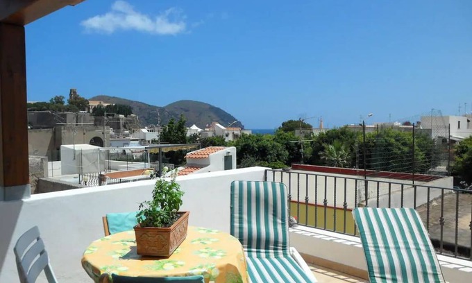 Lipari Historic Centre House | Motel ∙ 8 guests