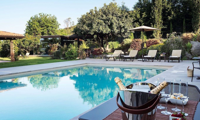 Viagrande Villa | My Rental Homes - Villa Monte Serra private pool and Gym
