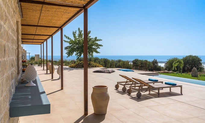 Scicli Villa | My Rental Homes - Villa Miriam with pool, garden, sea view