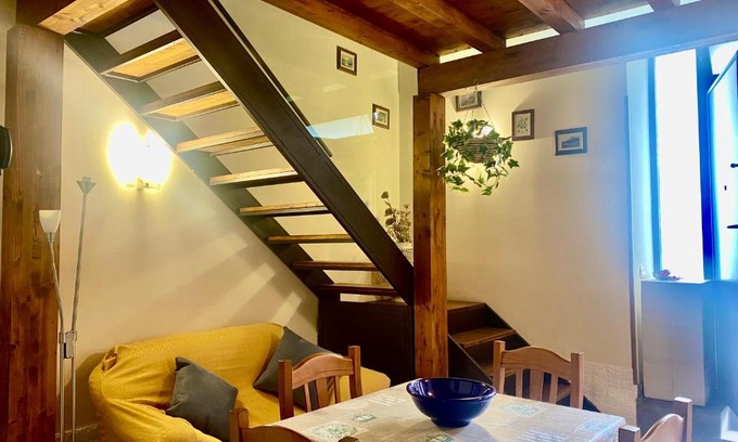 Picanello-Ognina-Barriera-Canalicchio Apartment | OutOfTrain House - central station proximity