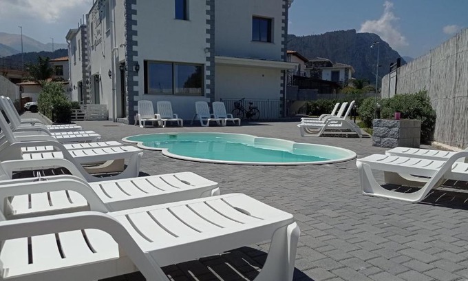 Carini House | Sicily Rooms Appartamenti