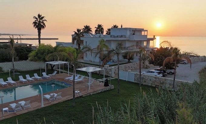 Avola Villa | St. Charles Puntocom, sea view, with swimming pool and parking