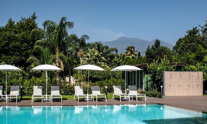 Giarre House | The Boutique Apartament- Virdamuri