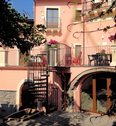 Trecastagni Apartment | The Mayor's