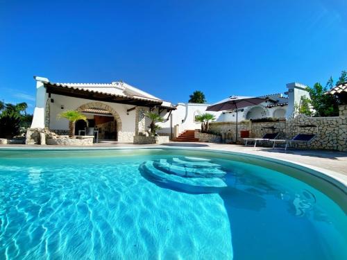 Fontane Bianche Villa | Villa Francesca