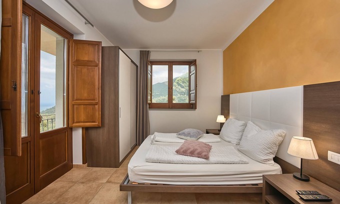 Ficarra Apartment | Villa Ginevra Resort Agrituristico Family Superior Room