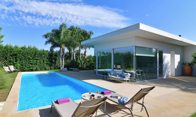 Marina di Ragusa Villa | Villa Mandorlo 4 Emma Villas