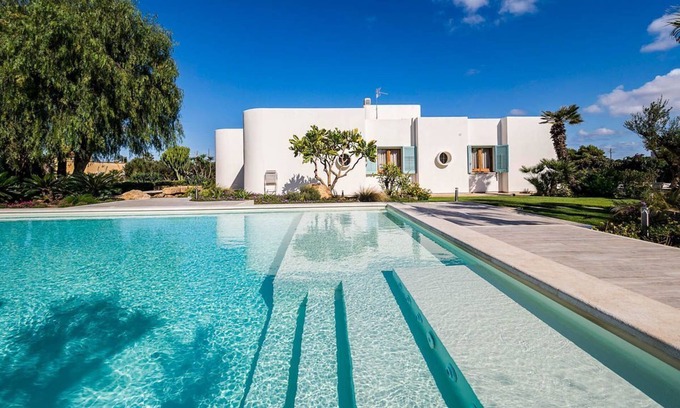 Nubia Villa | Villa Marettimo - Seven Bedroom Villa, Sleeps 14