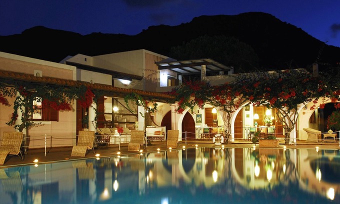 Vulcano Porto Bed & Breakfast | Villa Saracina