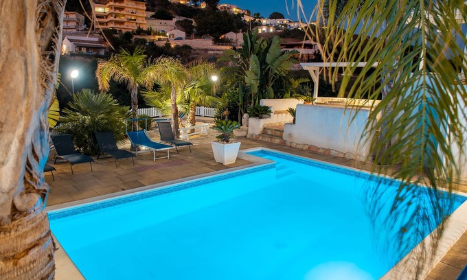 Alcamo Marina Villa | Villa with pool 3 bedrooms 3 bathrooms wifi 150 meters from the sea