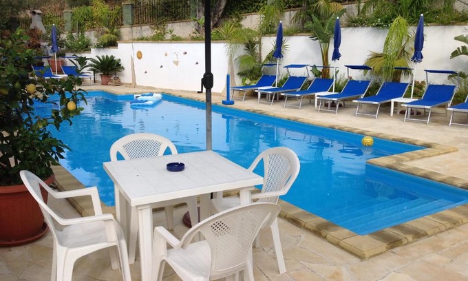 Gioiosa Marea Apartment | Villafiorita