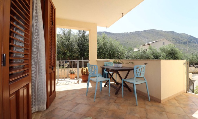 Castelluzzo Apartment | Vincenzo House
