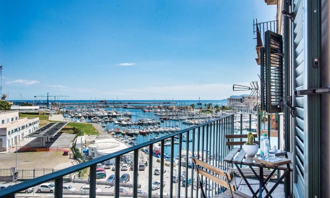 Castellammare Vucciria Apartment | Vista mare sulla Cala by Wonderful Italy