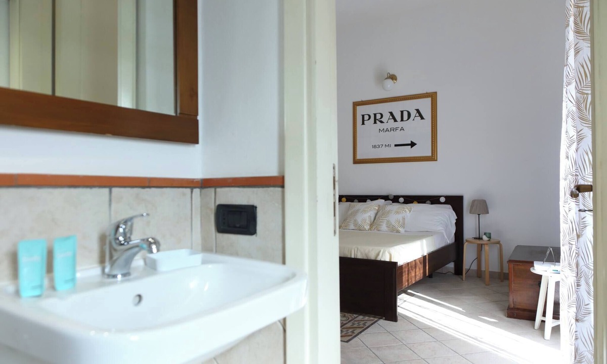 Old Town Apartment | Central Apartment With Balcony