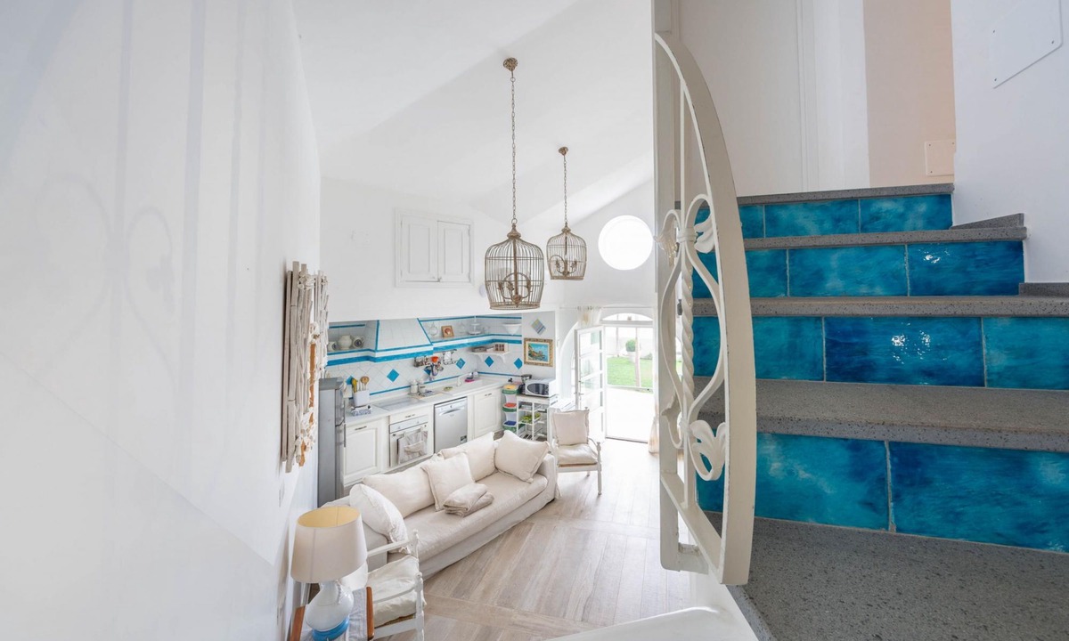 Maiori Villa | Luxury Villa Vittoria- Villa With Garden Swimming Pool and Jacuzzi Overlooking the sea