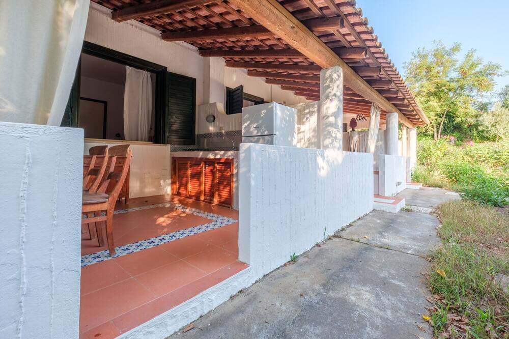 Vulcanello House | Vacation Home " Jerà 778 Vista Giardino" with Private Terrace